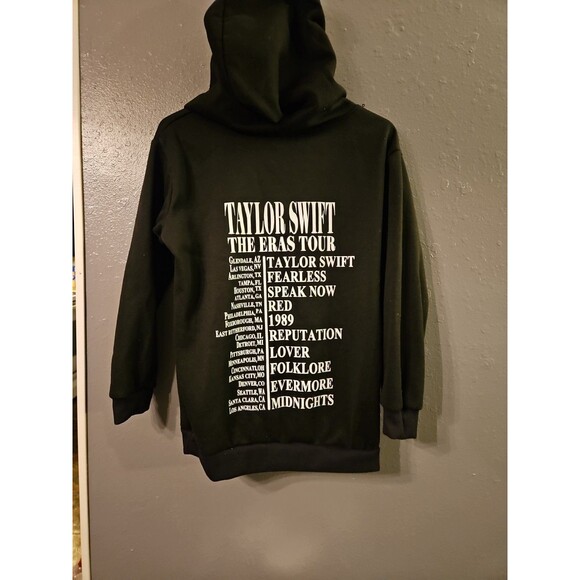 Taylor Swift The Eras Tour Hoodie‎ size medium Black ex condition (A642) - Picture 4 of 8